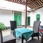 RedDoorz Syariah @ Ndalem Kembang Sore Yogyakarta