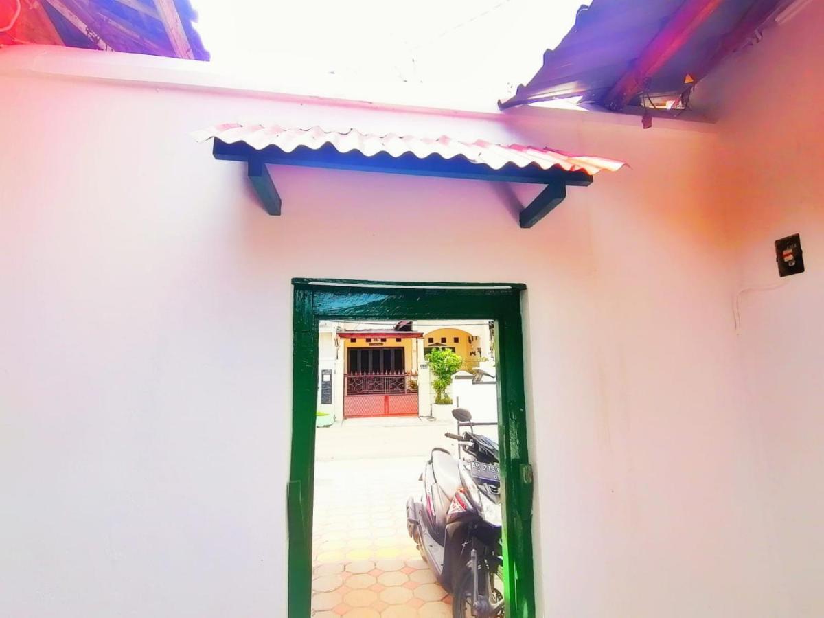Reddoorz Syariah @ Ndalem Kembang Sore